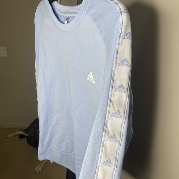 ADIDAS SWEARER LIGHTLY USED - Picture 1 of 3